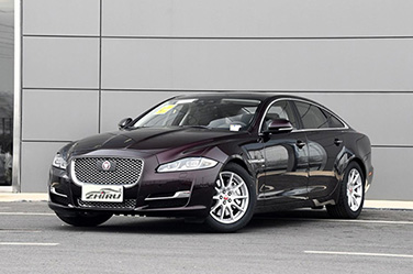 2018款 XJL 3.0 SC 两驱全景商务版