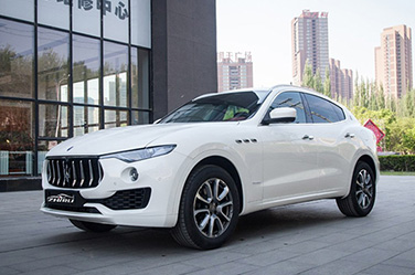 2018款莱万特 3.0T 430Hp 豪华杰尼亚版