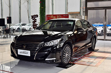 2018款 皇冠 2.0T 精英版
