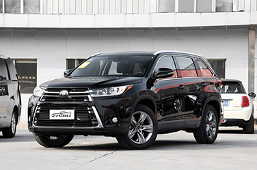 2018款 汉兰达 2.0T 两驱尊贵版 7座