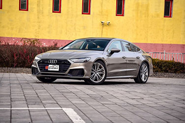 2019款 A7 55 TFSI quattro 竞技版