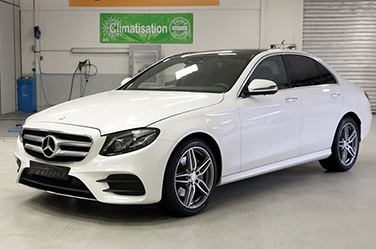 2019款 改款 E 300 运动版