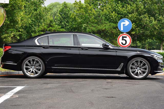 2018款 740Li xDrive 尊享型 卓越套装